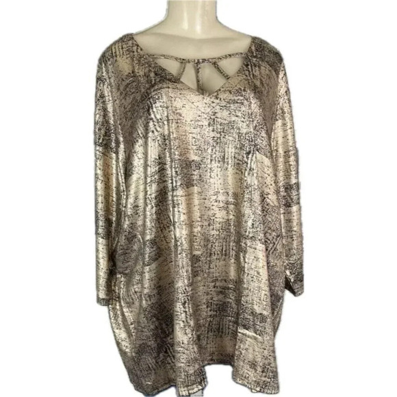 Roaman's + 34/36 Gold & Black Metallic Shiny Finish Caged V- Neck 3/4 Sleeve Top - Picture 2 of 7